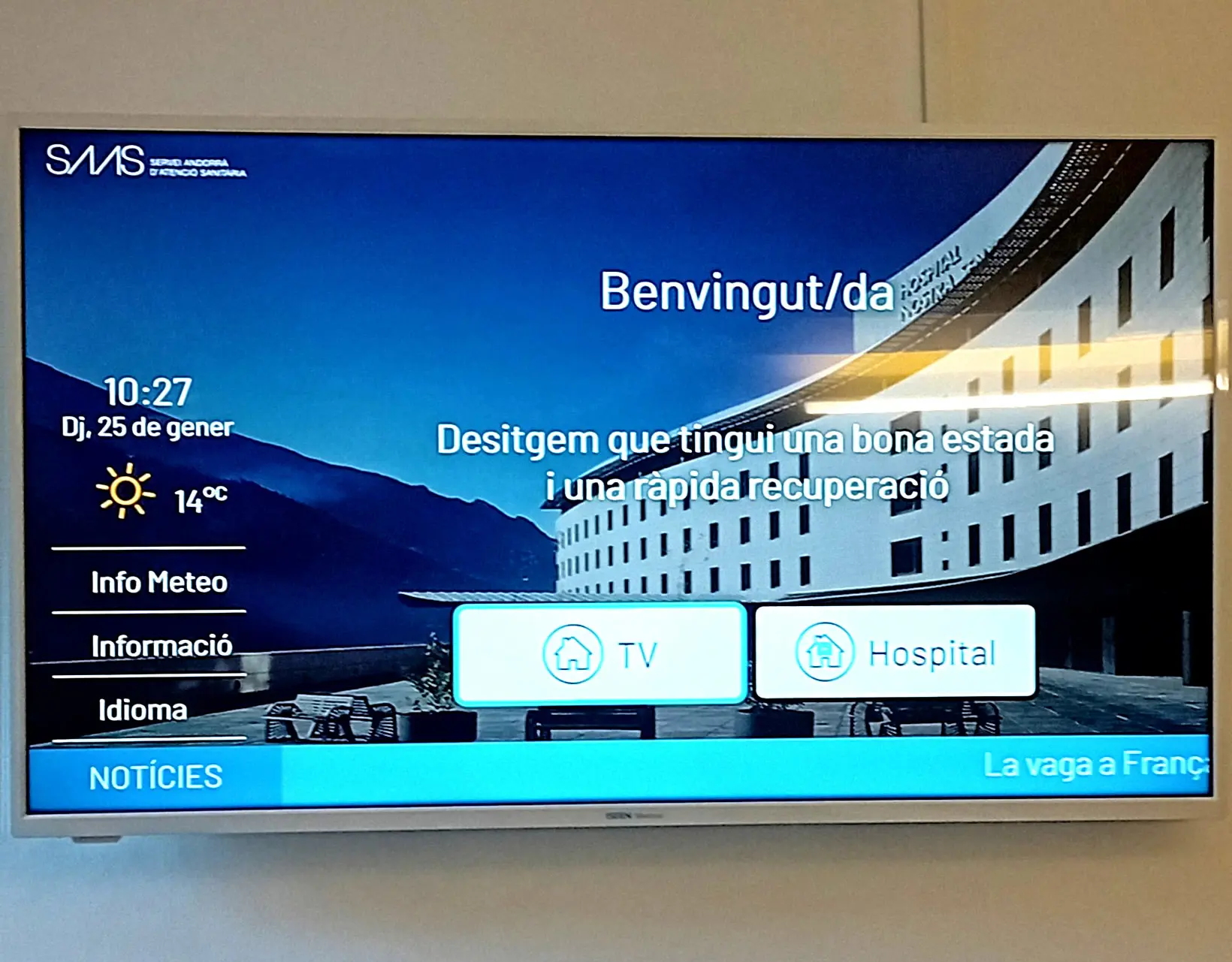 Contractació televisió i wifi habitacions