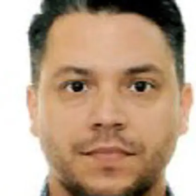 Dr. Fernando J. Labrada